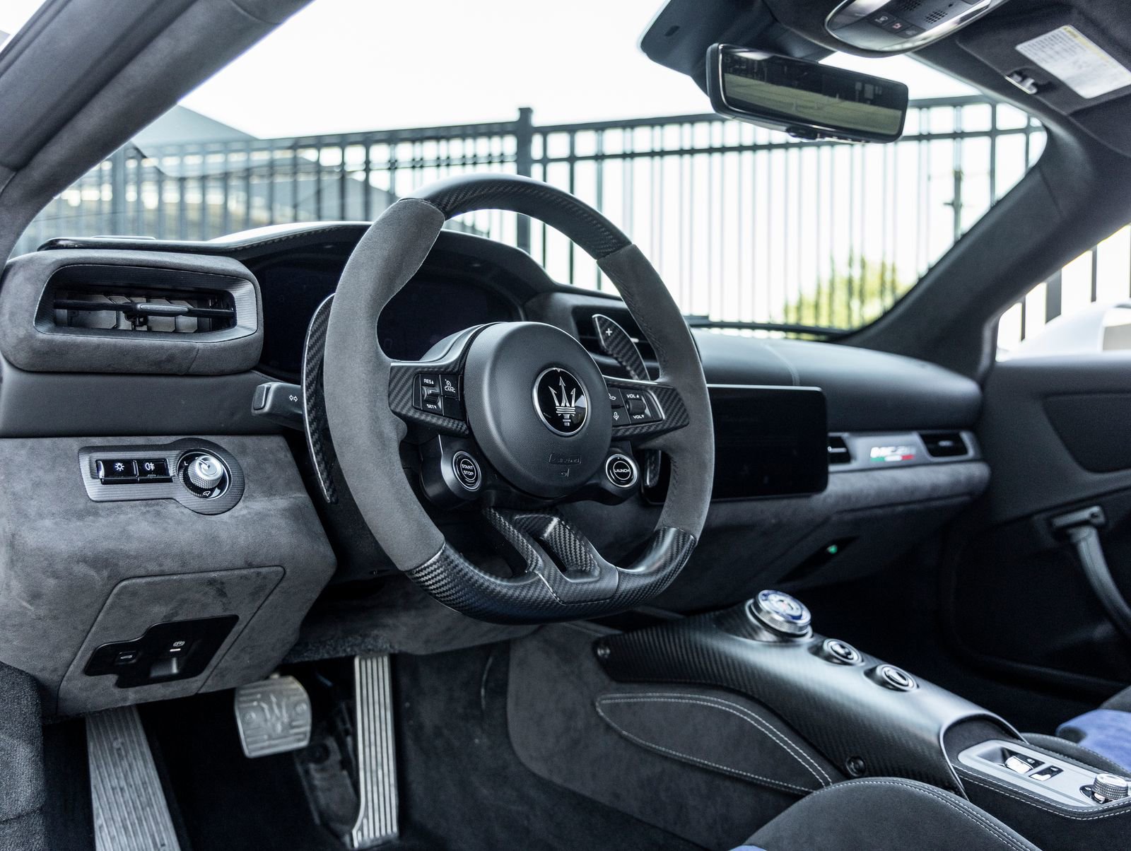 Used 2022 Maserati MC20 Coupe RWD image 34