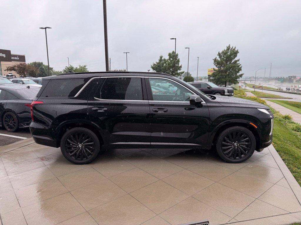 Used 2024 Hyundai Palisade Calligraphy AWD/4WD image 11