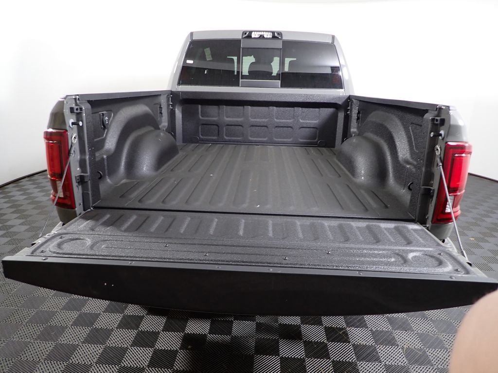 New 2026 RAM 2500 Laramie AWD/4WD image 16