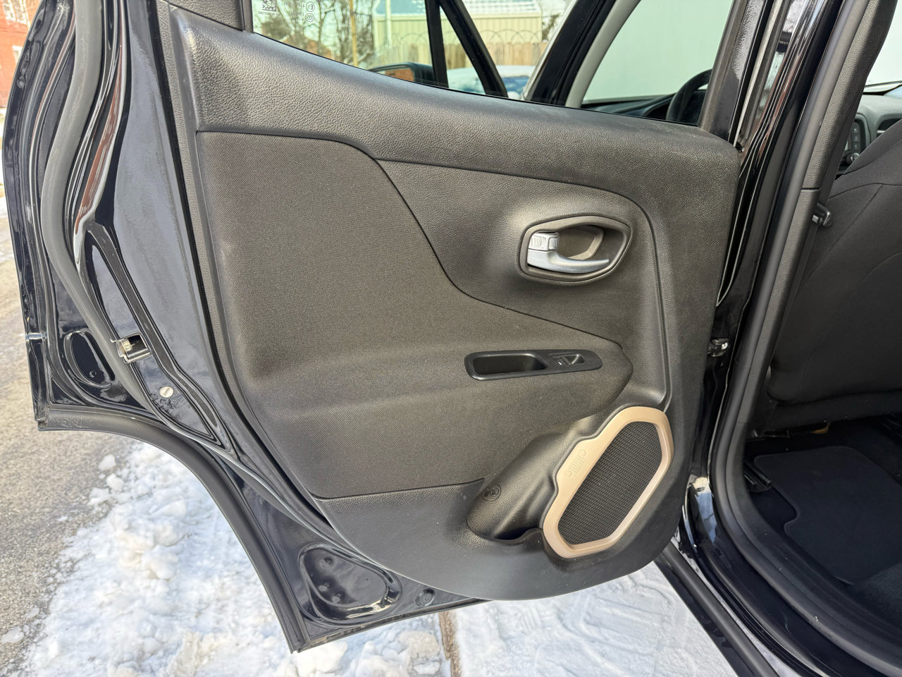 Used 2017 Jeep Renegade Sport w/ Power & Air Group image 31