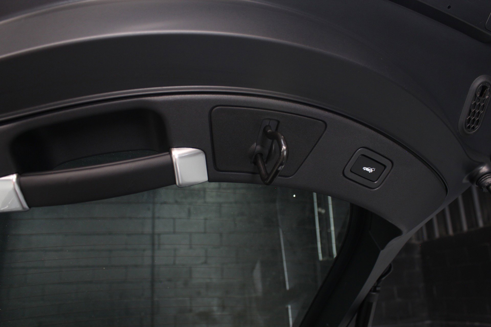 Used 2020 Jaguar F-TYPE R-Dynamic image 53