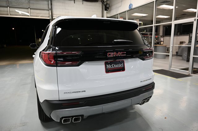 New 2026 GMC Acadia Elevation image 6