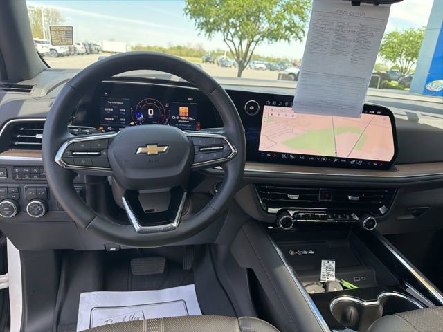 Used 2025 Chevrolet Suburban High Country AWD/4WD image 26
