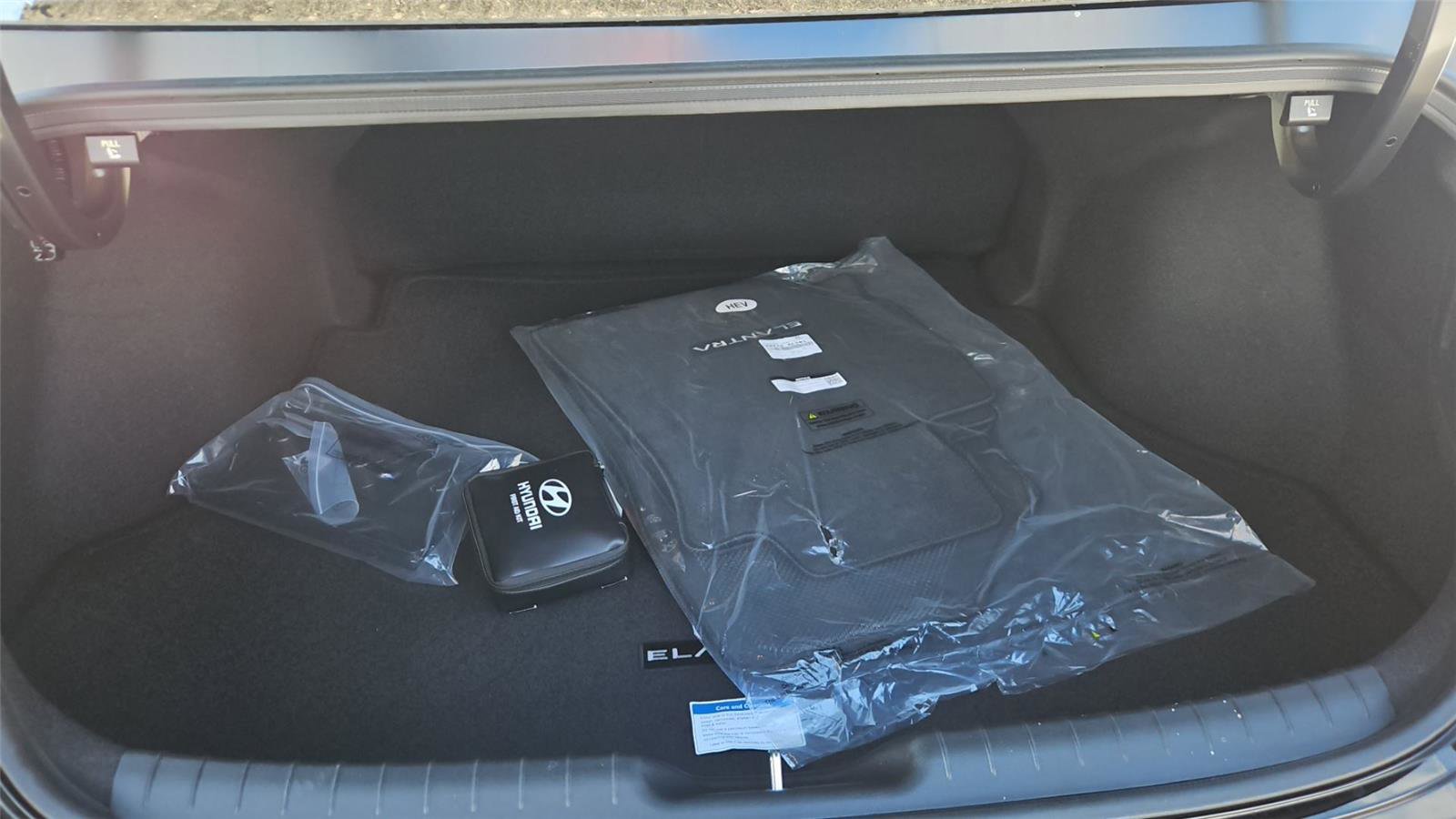 New 2026 Hyundai Elantra Blue image 12