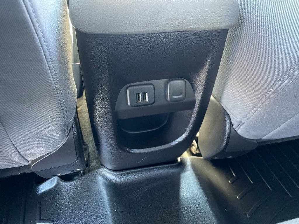 Used 2015 Chevrolet Colorado LT w/ LT Convenience Package AWD/4WD image 17