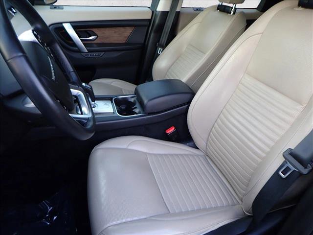 Used 2020 Land Rover Discovery Sport SE image 12