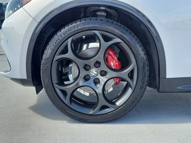 Used 2025 Alfa Romeo Stelvio Sprint w/ Veloce Package AWD/4WD image 10
