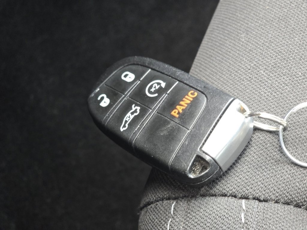 Used 2022 Dodge Challenger GT w/ Driver Convenience Group image 34