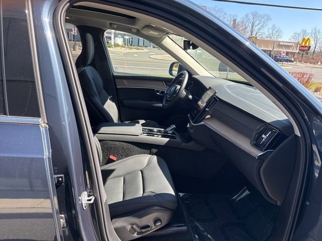 Certified 2025 Volvo XC90 B6 Plus image 13