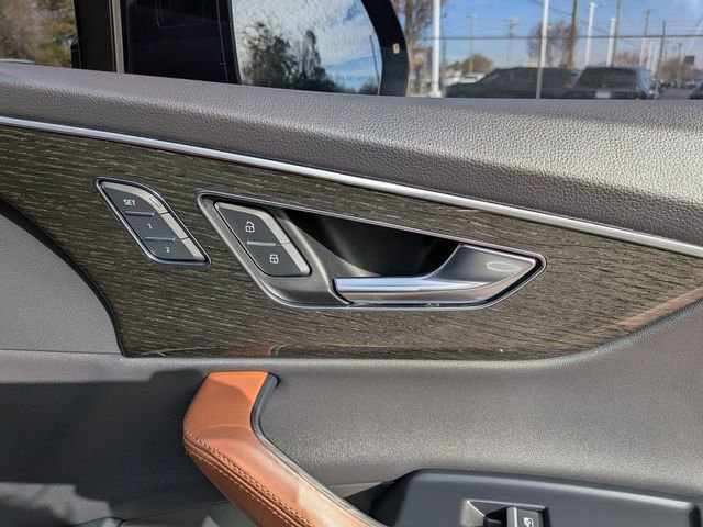 Used 2022 Audi Q7 3.0T Prestige image 32