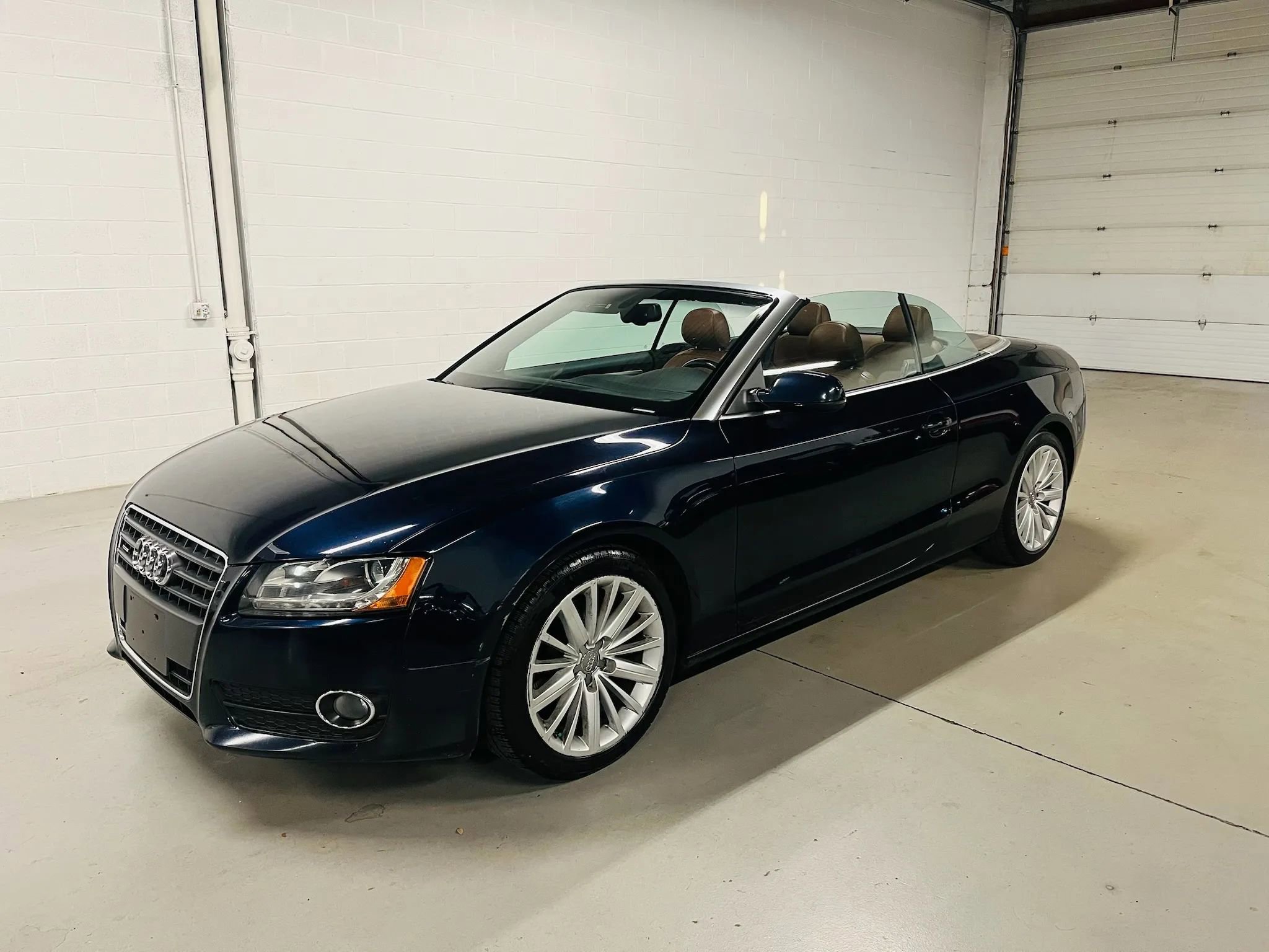 Used 2011 Audi A5 2.0T Prestige image 2
