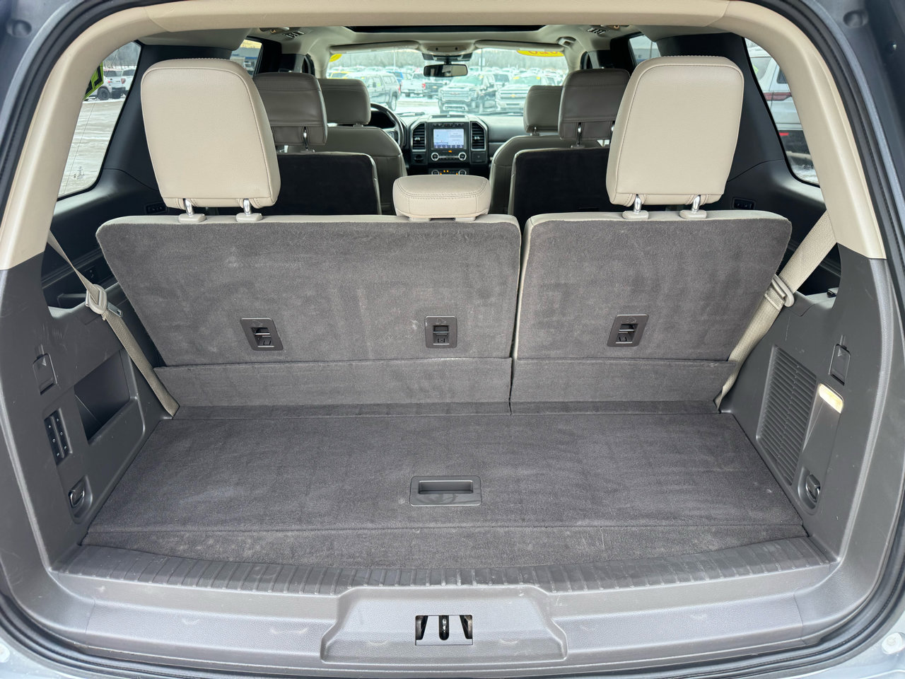 Used 2020 Ford Expedition Limited w/ Equipment Group 302A image 9