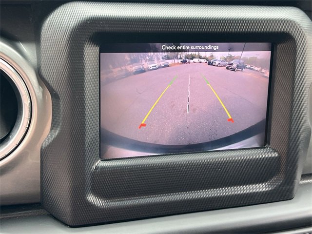 Used 2021 Jeep Wrangler Unlimited Sahara image 28