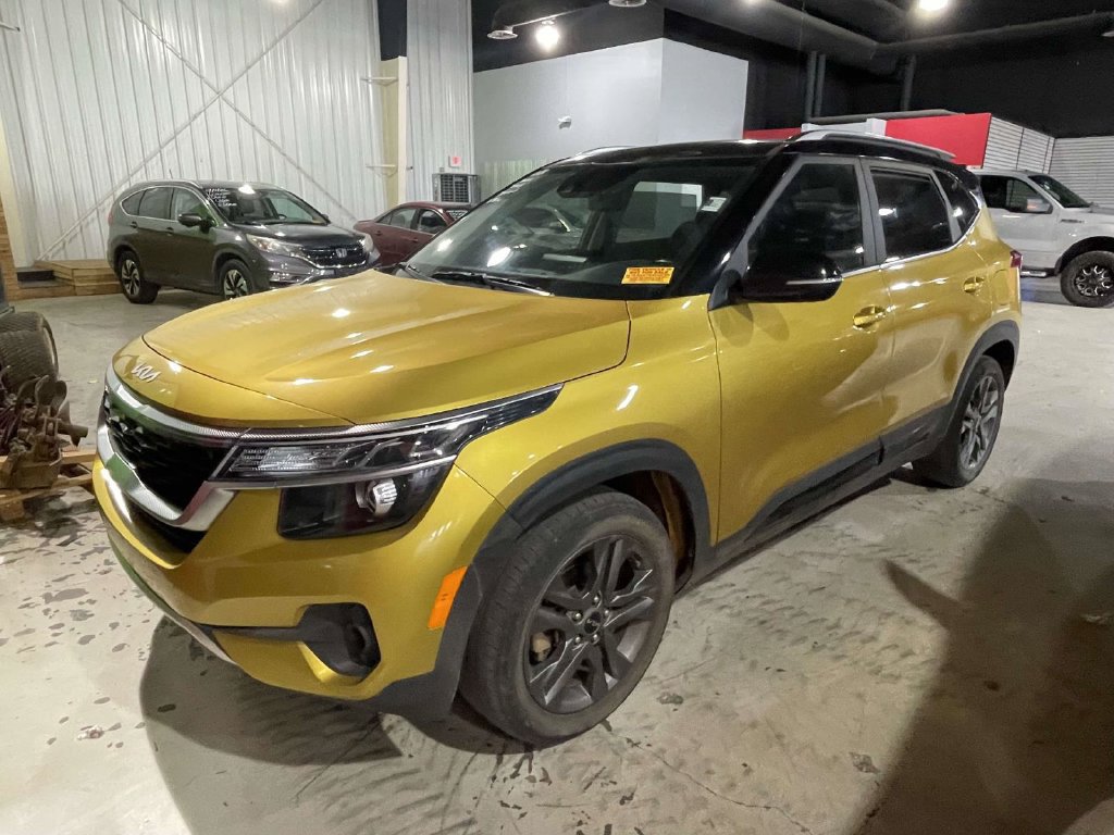 Used 2022 Kia Seltos S FWD image 3