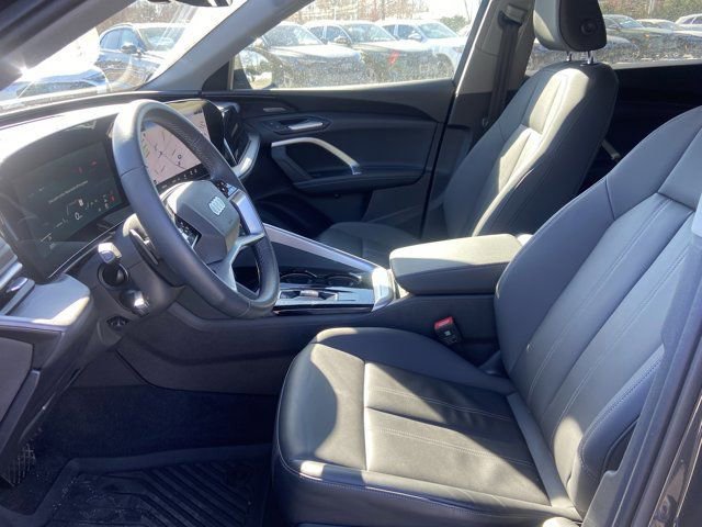 Used 2025 Audi Q5 Premium Plus w/ Premium Plus AWD/4WD image 21