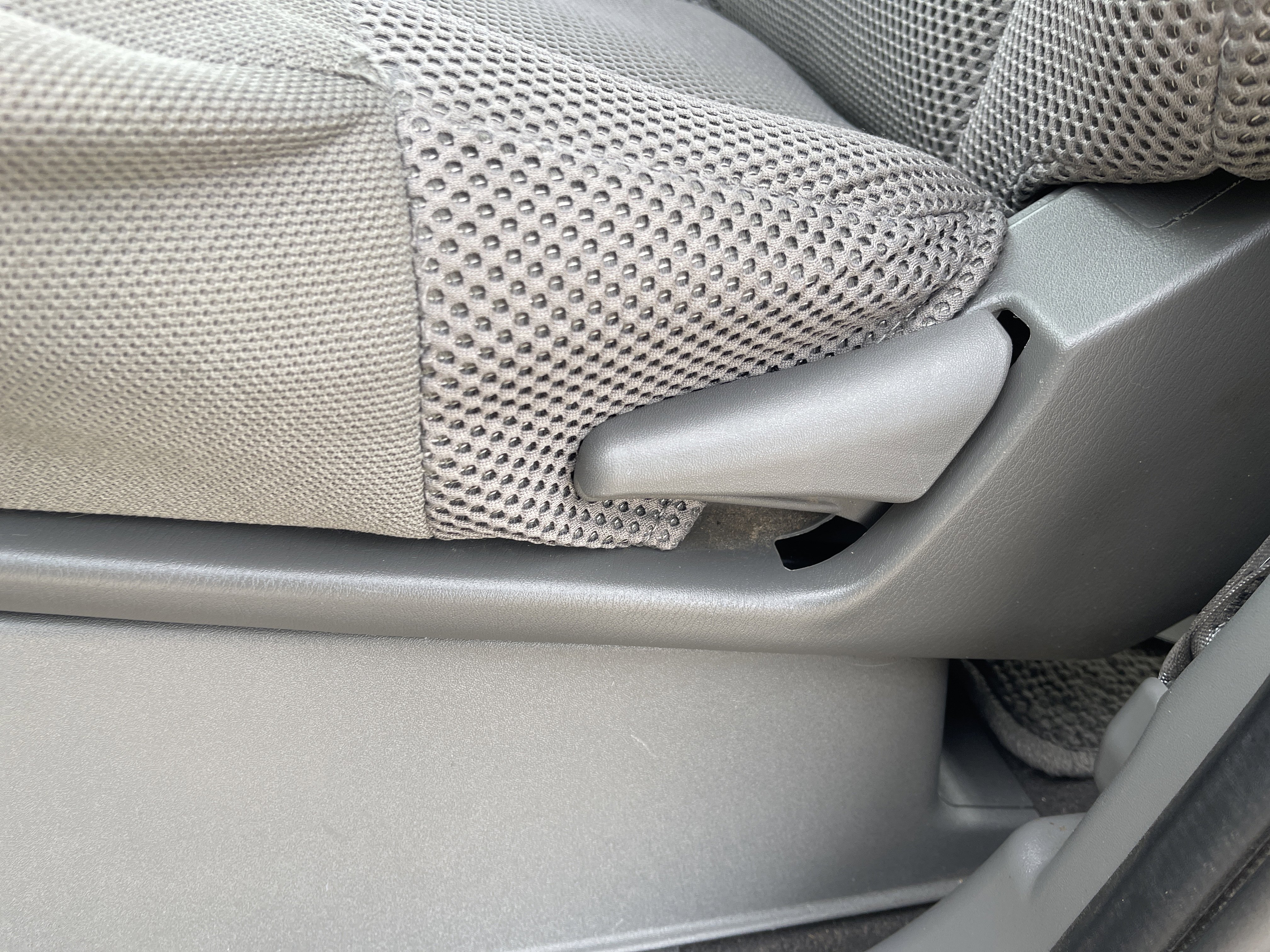 Used 2020 Nissan Frontier SV w/ Midnight Edition Floor Mats image 37