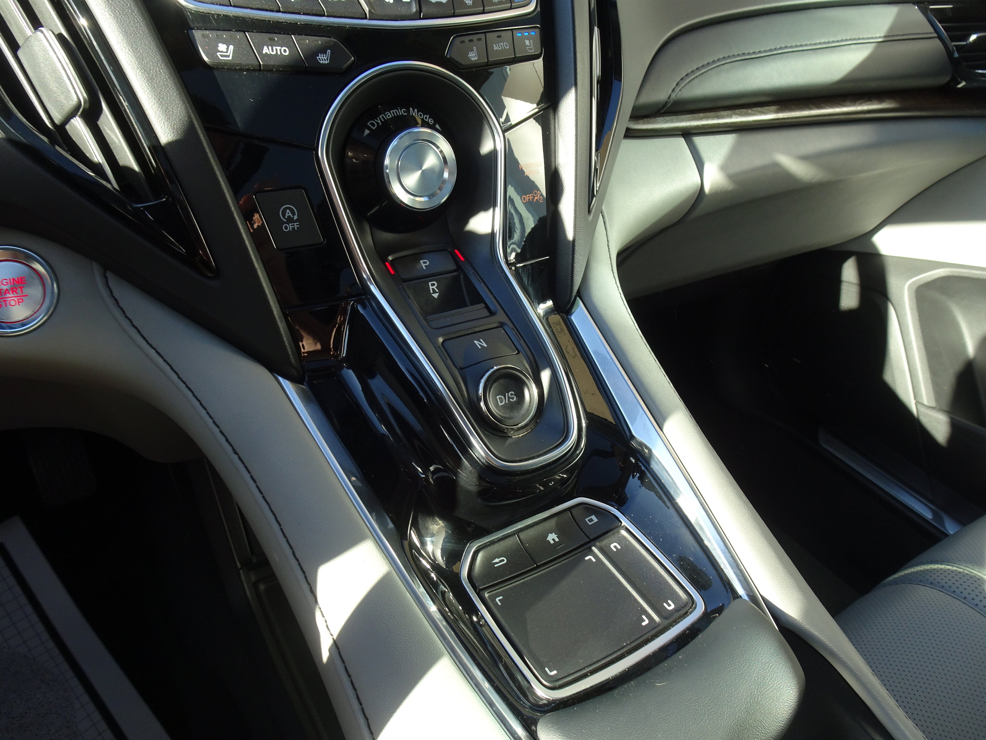 Used 2019 Acura RDX w/ Advance Package AWD/4WD image 17