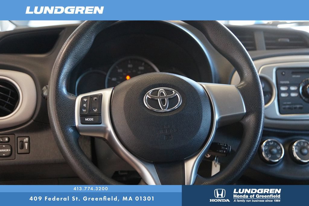 Used 2014 Toyota Yaris LE FWD image 17
