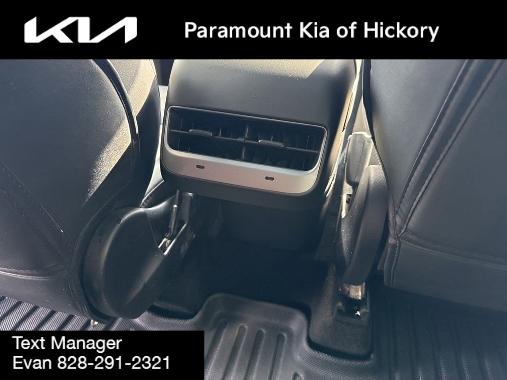 Used 2024 Tesla Model Y Long Range image 17