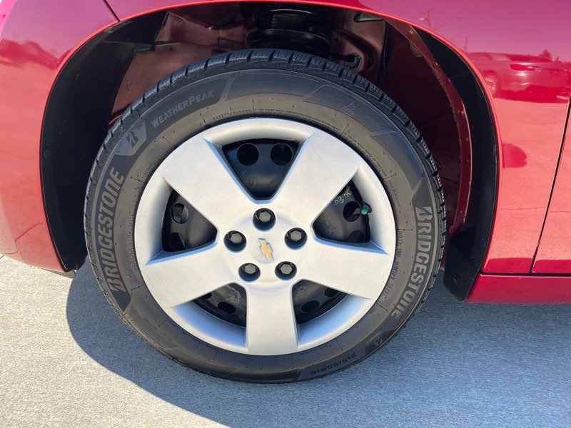 Used 2011 Chevrolet HHR LS image 17