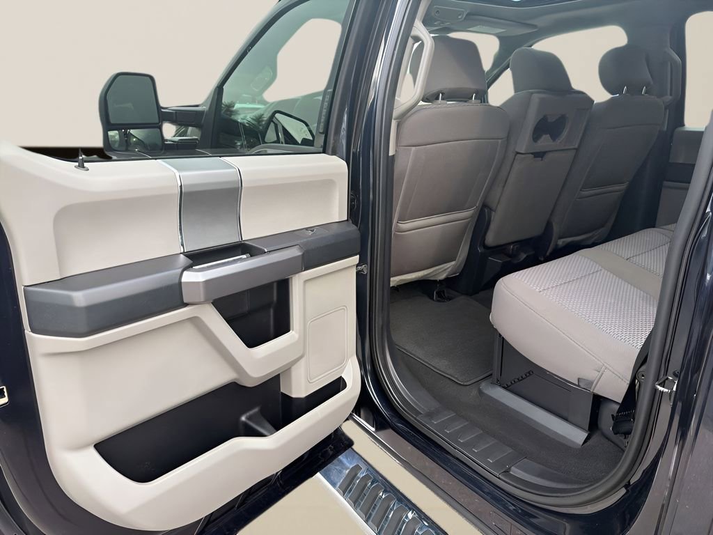 Used 2021 Ford F350 XLT w/ XLT Premium Package image 23