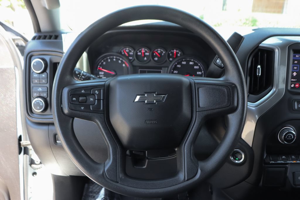 Used 2024 Chevrolet Silverado 1500 Custom Trail Boss w/ Turbomax Blackout Package AWD/4WD image 20