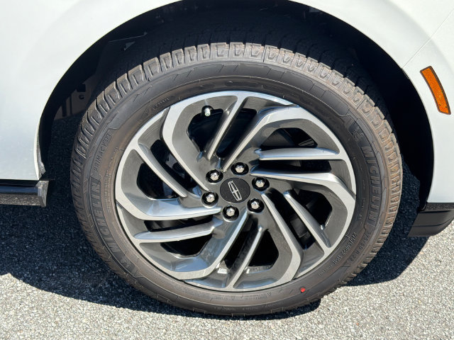 New 2027 Lincoln Navigator L Reserve AWD/4WD image 13