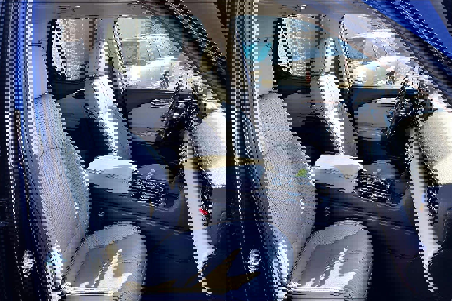 Used 2023 Honda Pilot Elite image 8