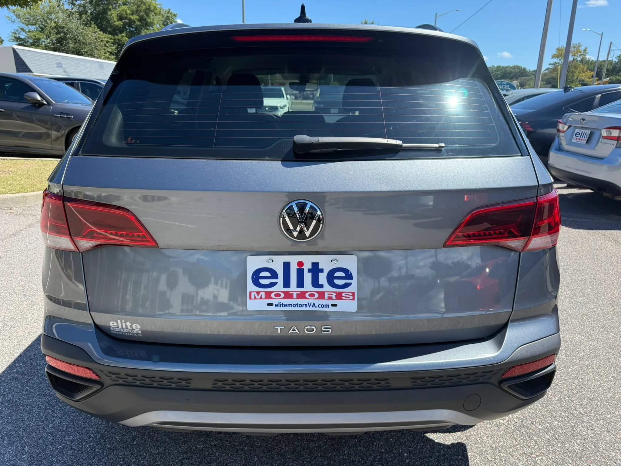 Used 2024 Volkswagen Taos S FWD image 6
