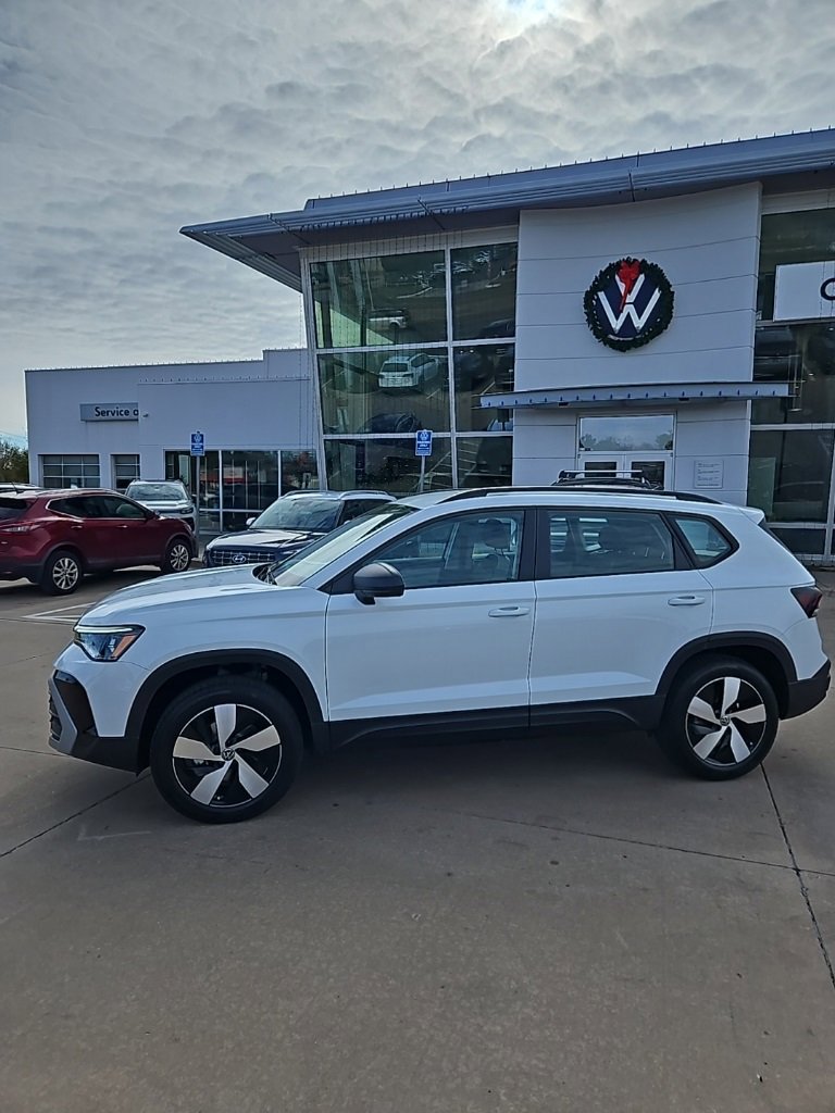 New 2026 Volkswagen Taos S image 8