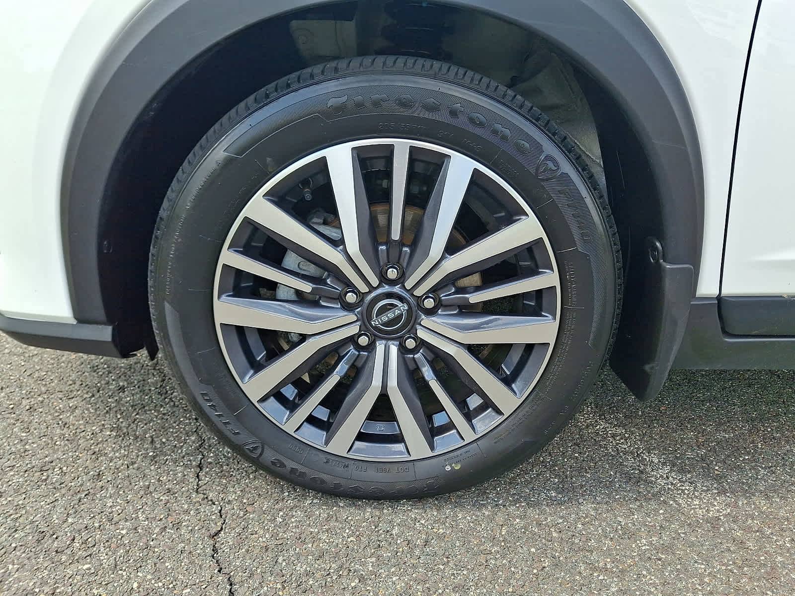 Used 2024 Nissan Kicks SV FWD image 9