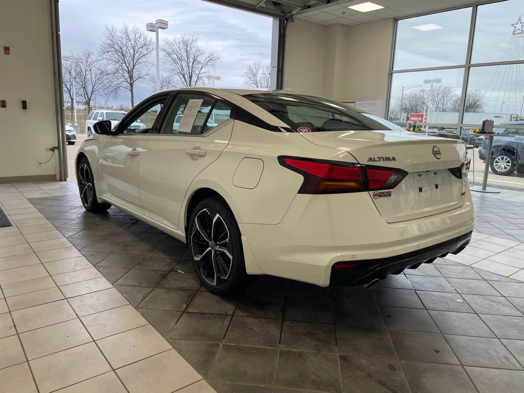 Used 2024 Nissan Altima 2.5 SR image 7