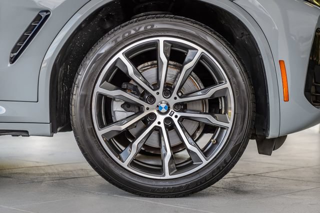 Used 2022 BMW X3 sDrive30i w/ M Sport Package 2 RWD image 16