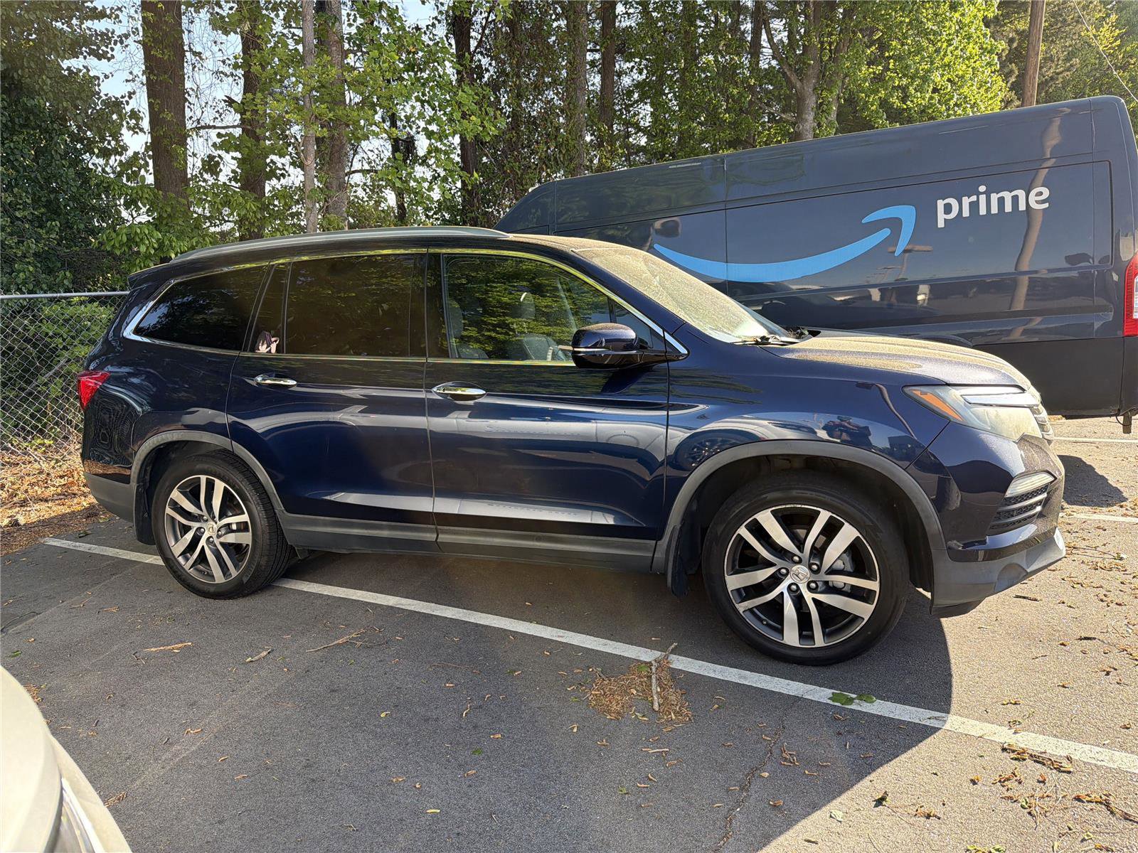Used 2017 Honda Pilot Elite image 4