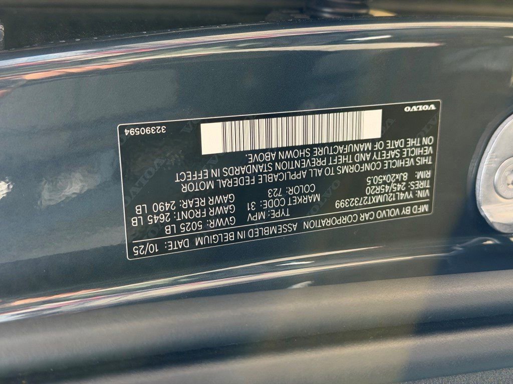 New 2026 Volvo XC40 B5 Ultra w/ Protection Package Premier image 31