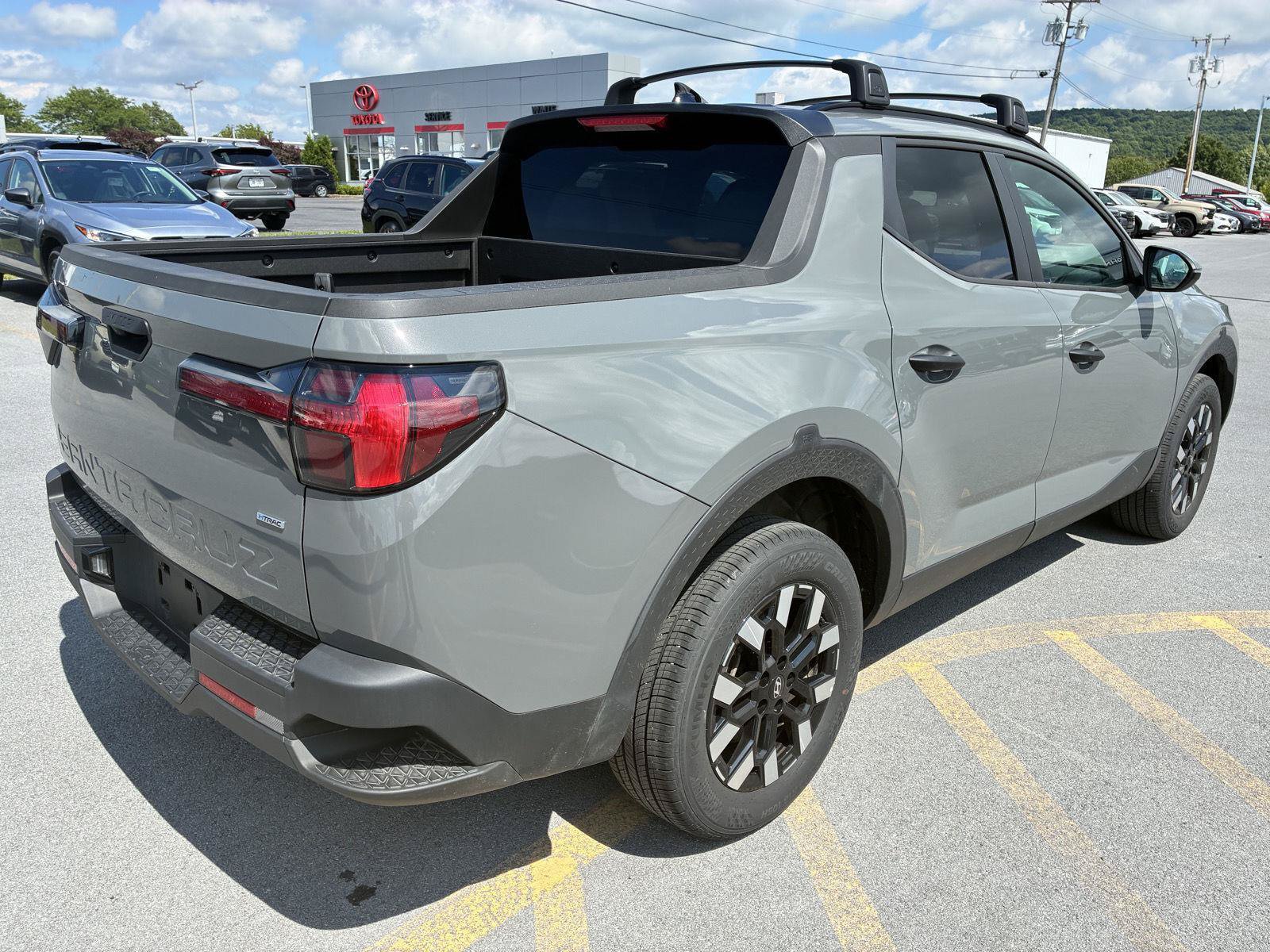 Used 2026 Hyundai Santa Cruz SEL AWD/4WD image 7