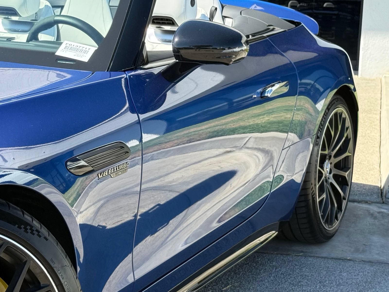 Used 2023 Mercedes-Benz SL 63 AMG 4MATIC image 4