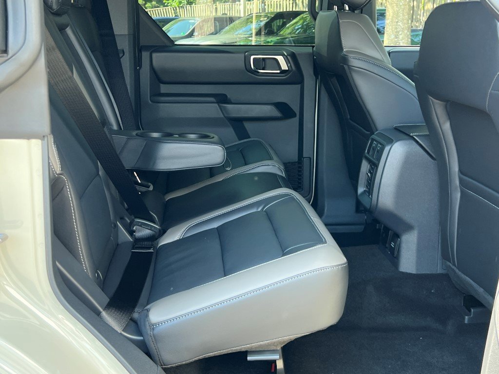 New 2025 Ford Bronco Outer Banks image 10