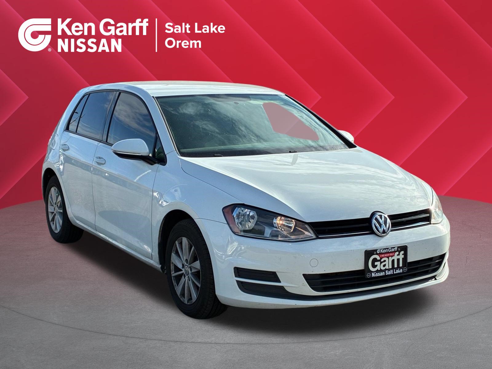Used 2017 Volkswagen Golf S FWD image 1