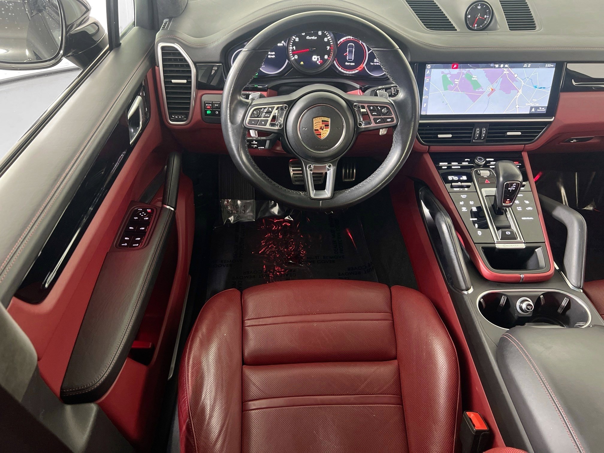 Used 2020 Porsche Cayenne Turbo AWD/4WD image 22