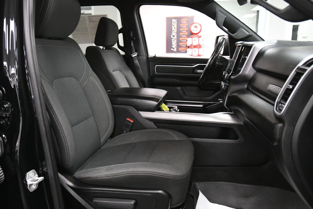Used 2023 RAM 1500 Big Horn AWD/4WD image 26
