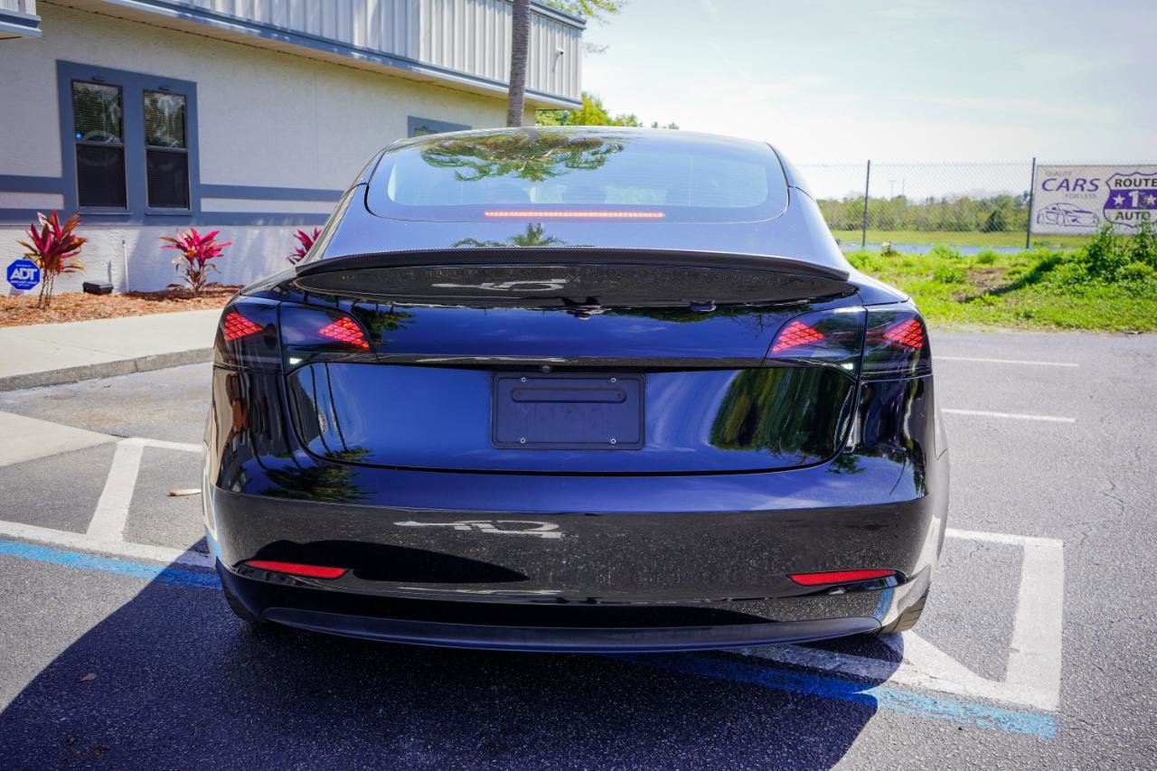 Used 2021 Tesla Model 3 Performance image 5