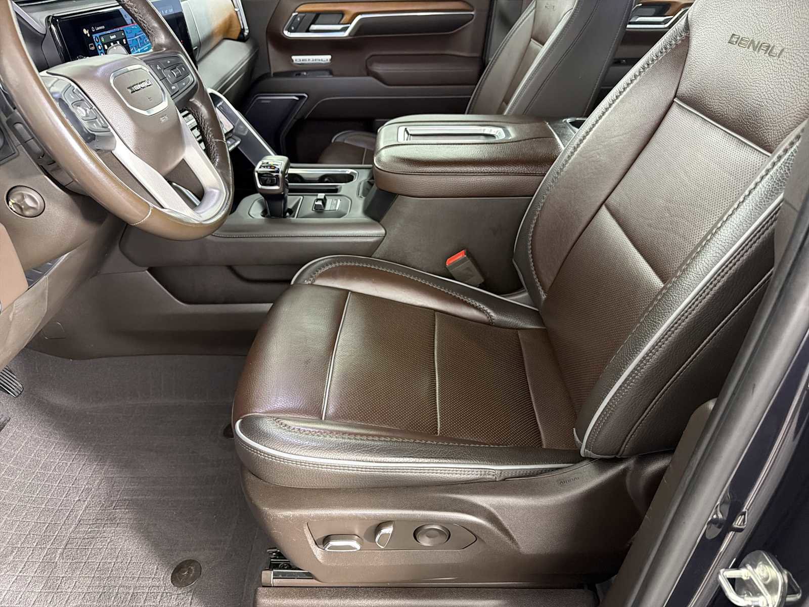 Used 2022 GMC Sierra 1500 Denali AWD/4WD image 7