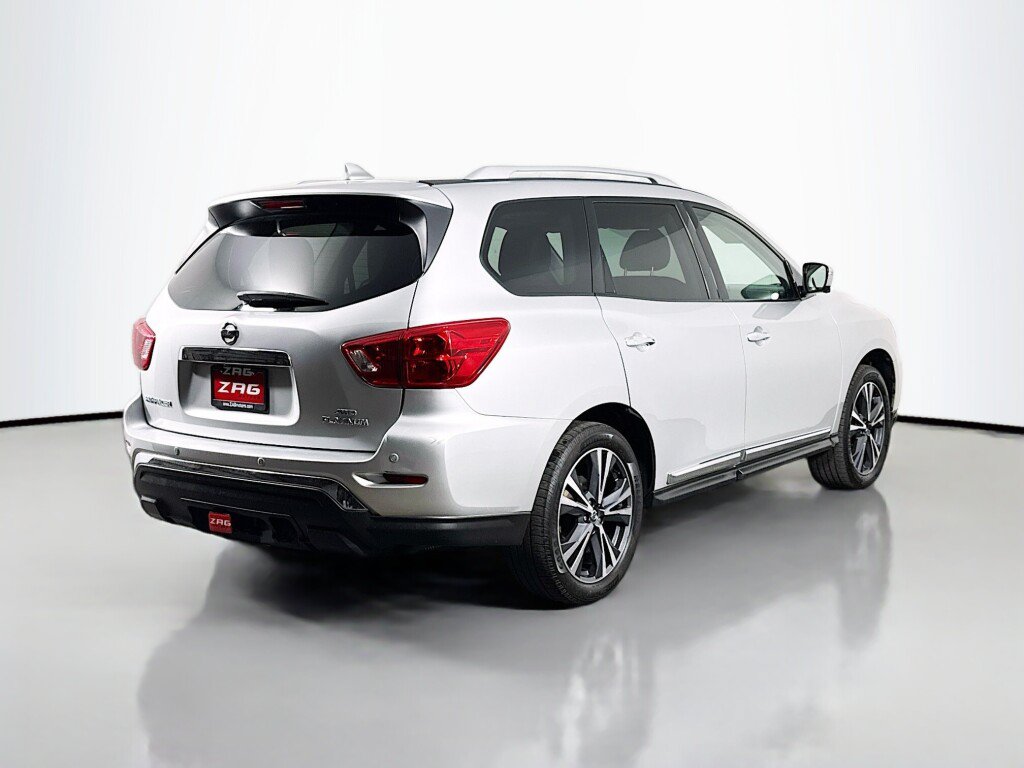 Used 2020 Nissan Pathfinder Platinum AWD/4WD image 5