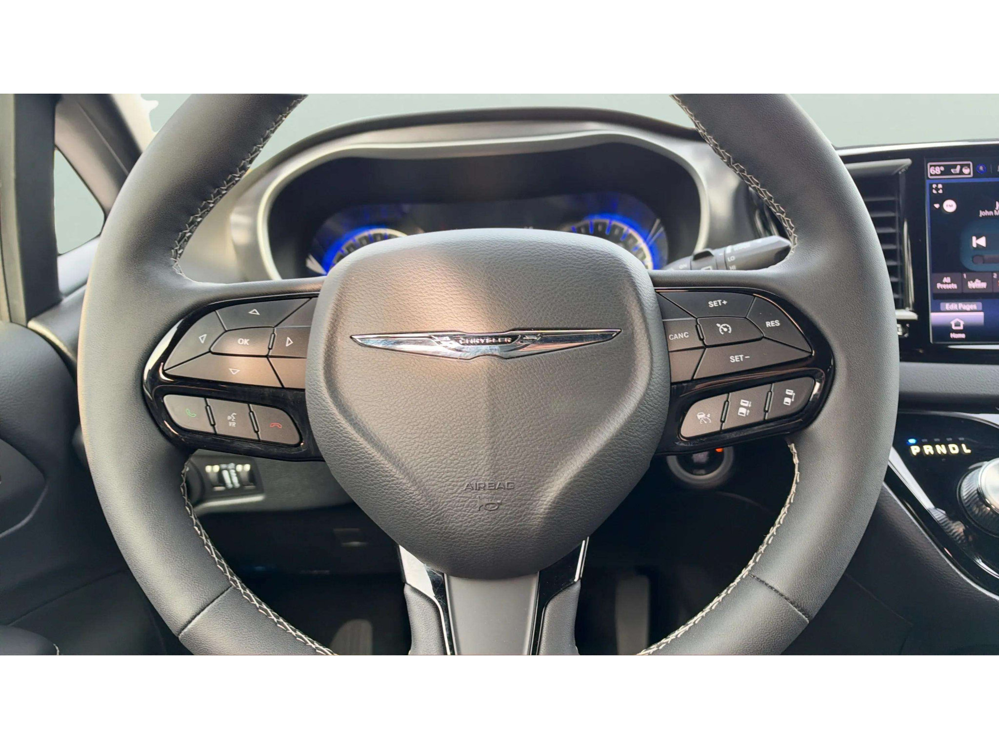 Used 2026 Chrysler Pacifica Select w/ S Appearance Package FWD image 17