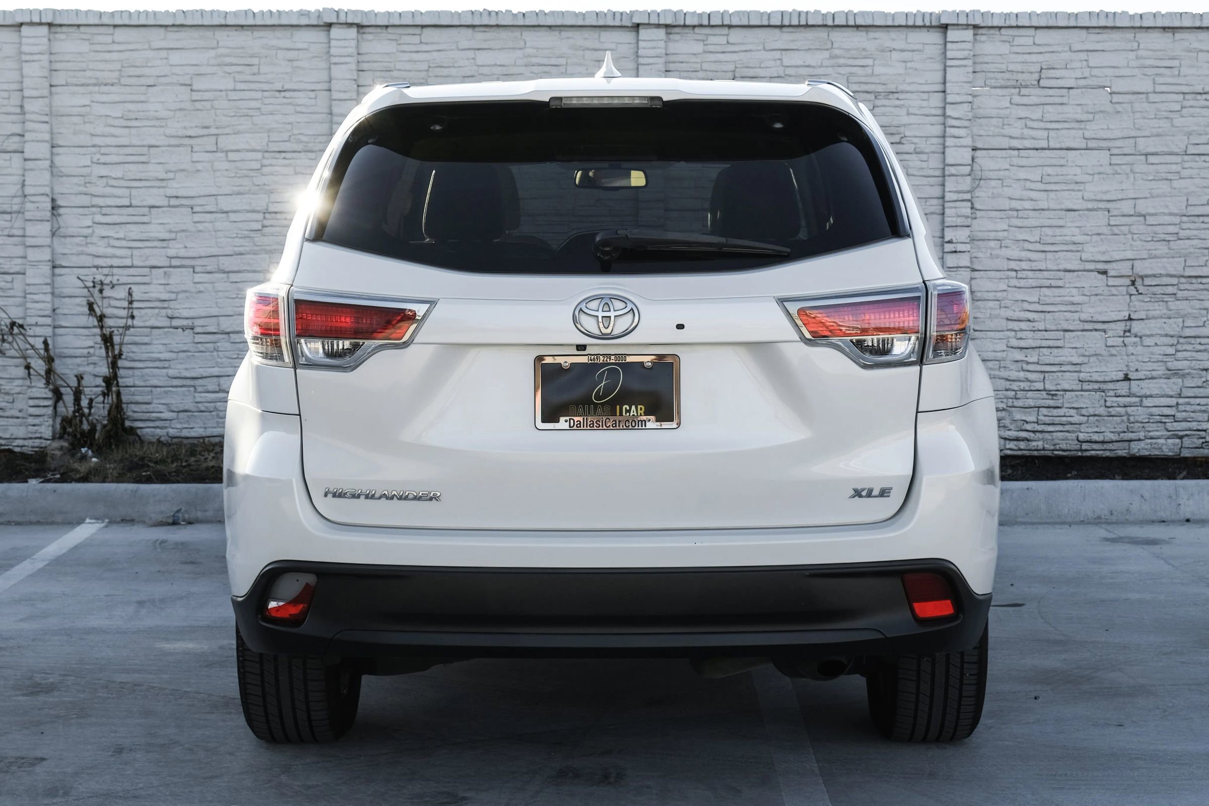Used 2015 Toyota Highlander XLE image 10