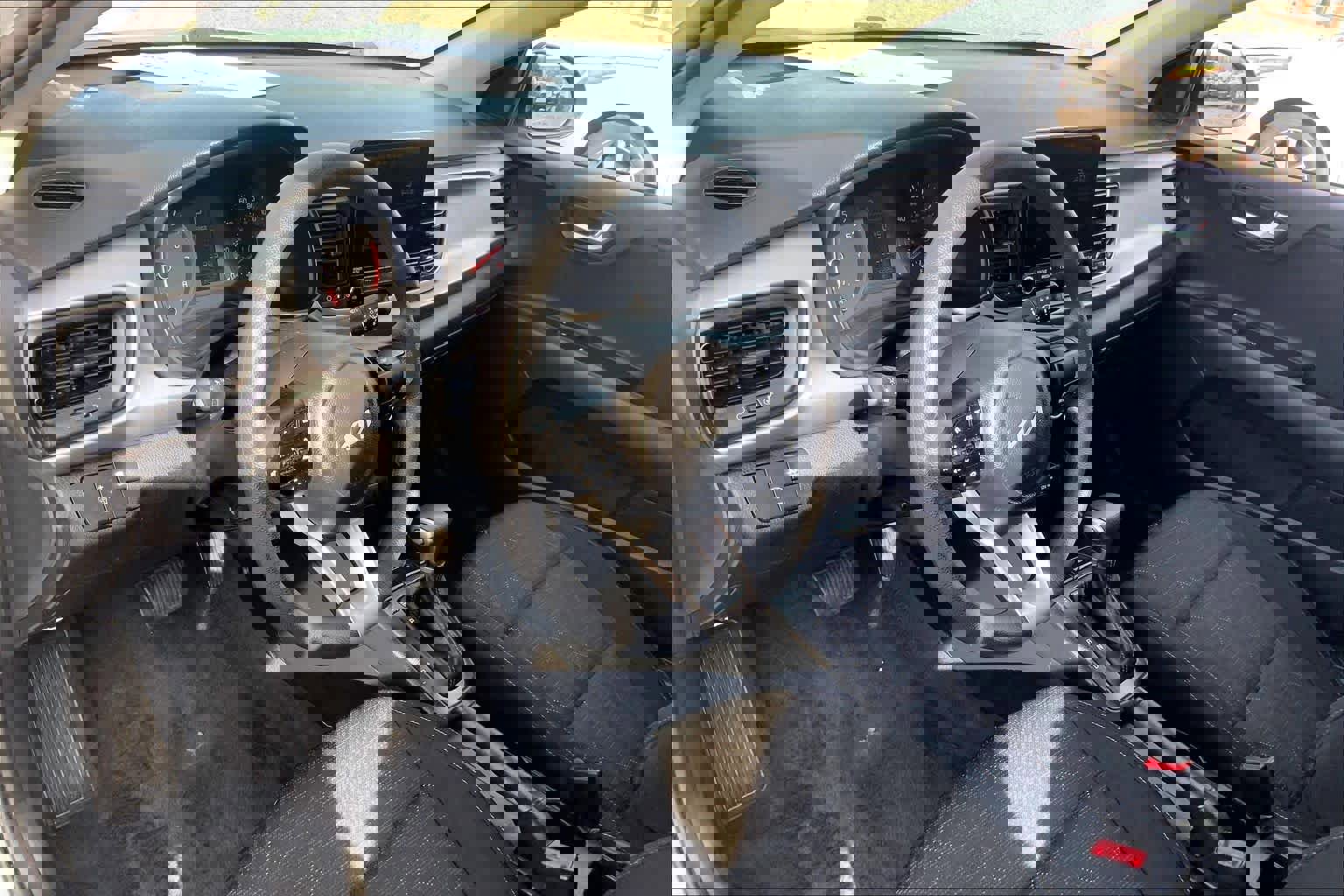 Used 2023 Kia Rio LX image 15