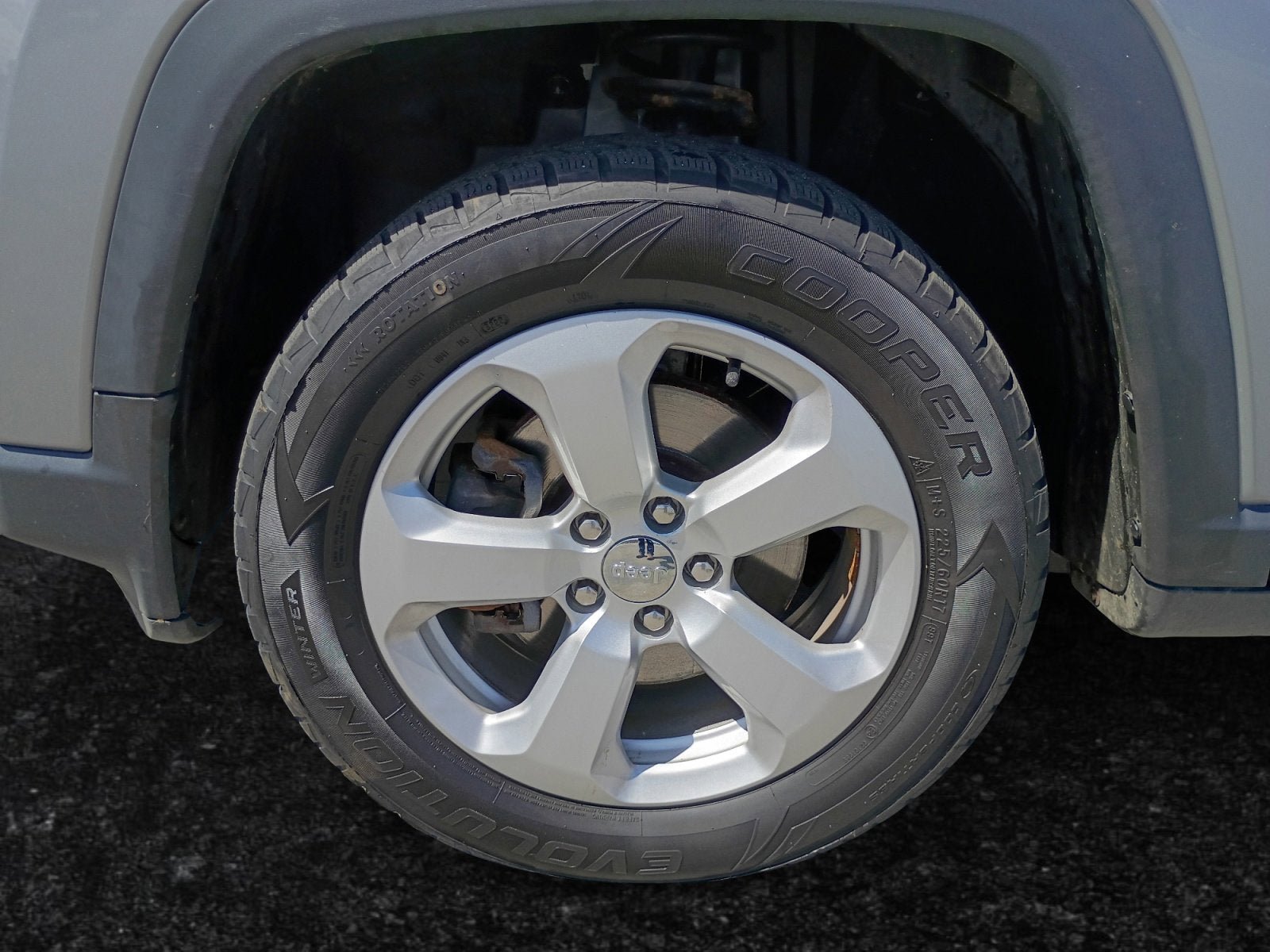 Certified 2019 Jeep Compass Latitude w/ Popular Equipment Group AWD/4WD image 15