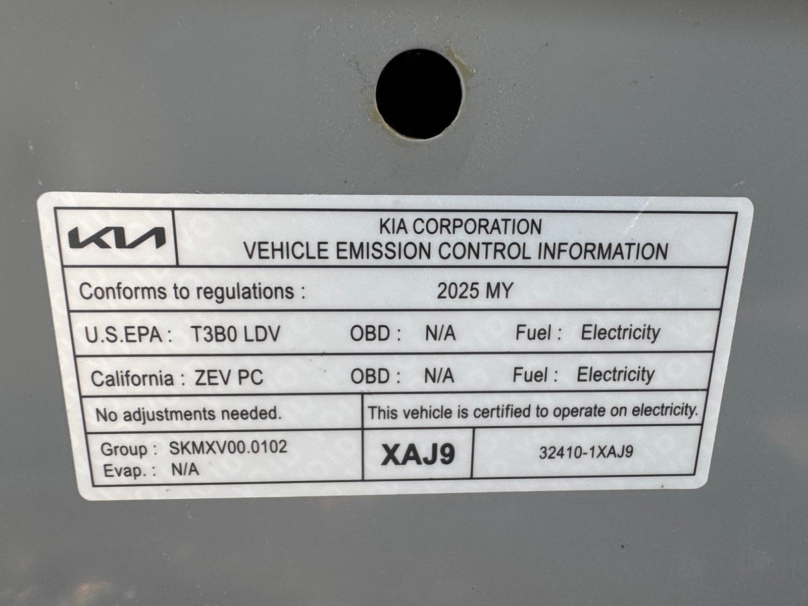 Used 2025 Kia EV6 Light w/ Light LR Technology Package RWD image 21