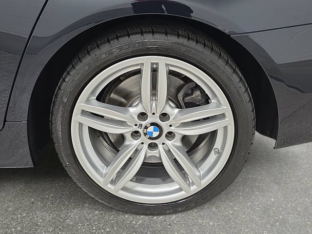 Used 2016 BMW 550i xDrive Sedan AWD/4WD image 30